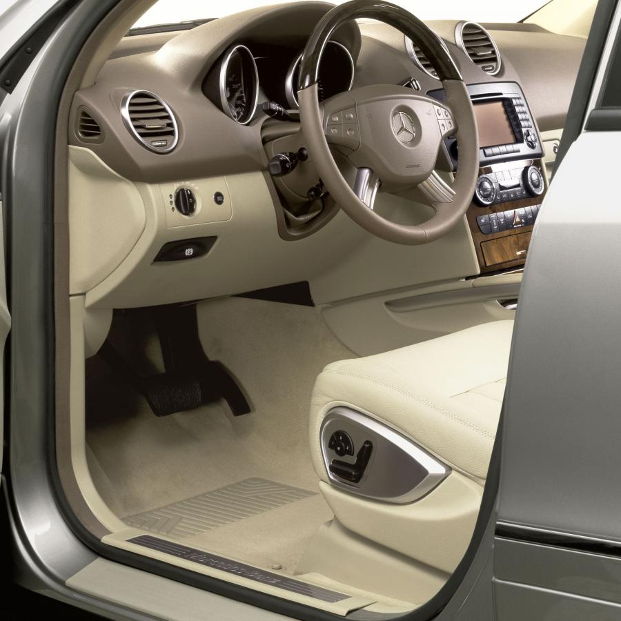  Mercedes-Benz ML-Class 2006 года  (фото 336 из 400)